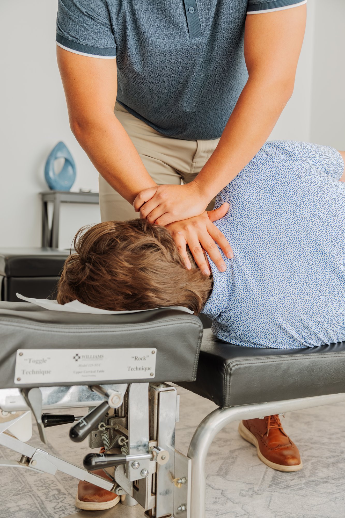 upper-cerival-chiropractor-treatment